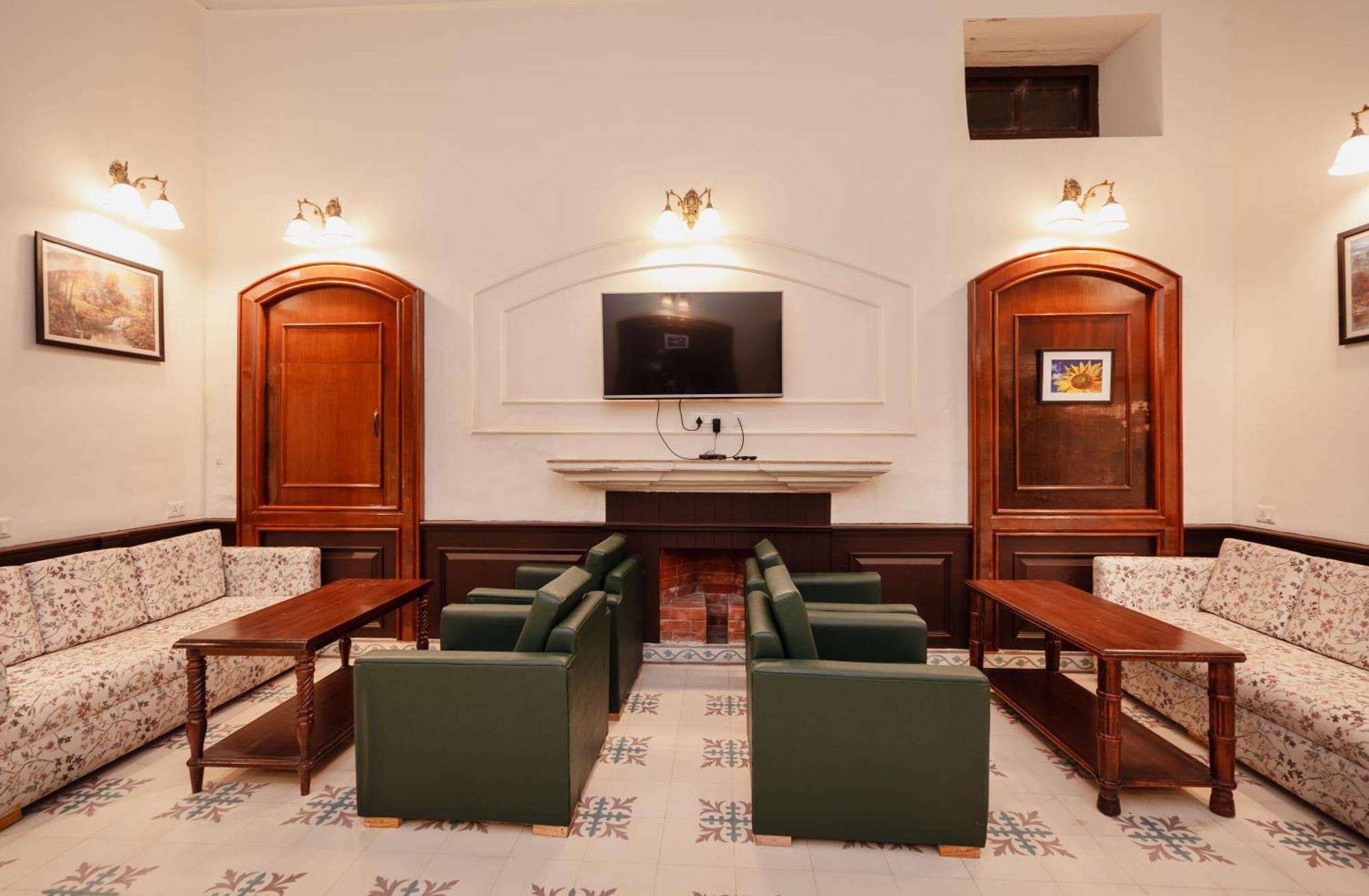 Bliss & Company By Hnh Hotel Mussoorie Bagian luar foto