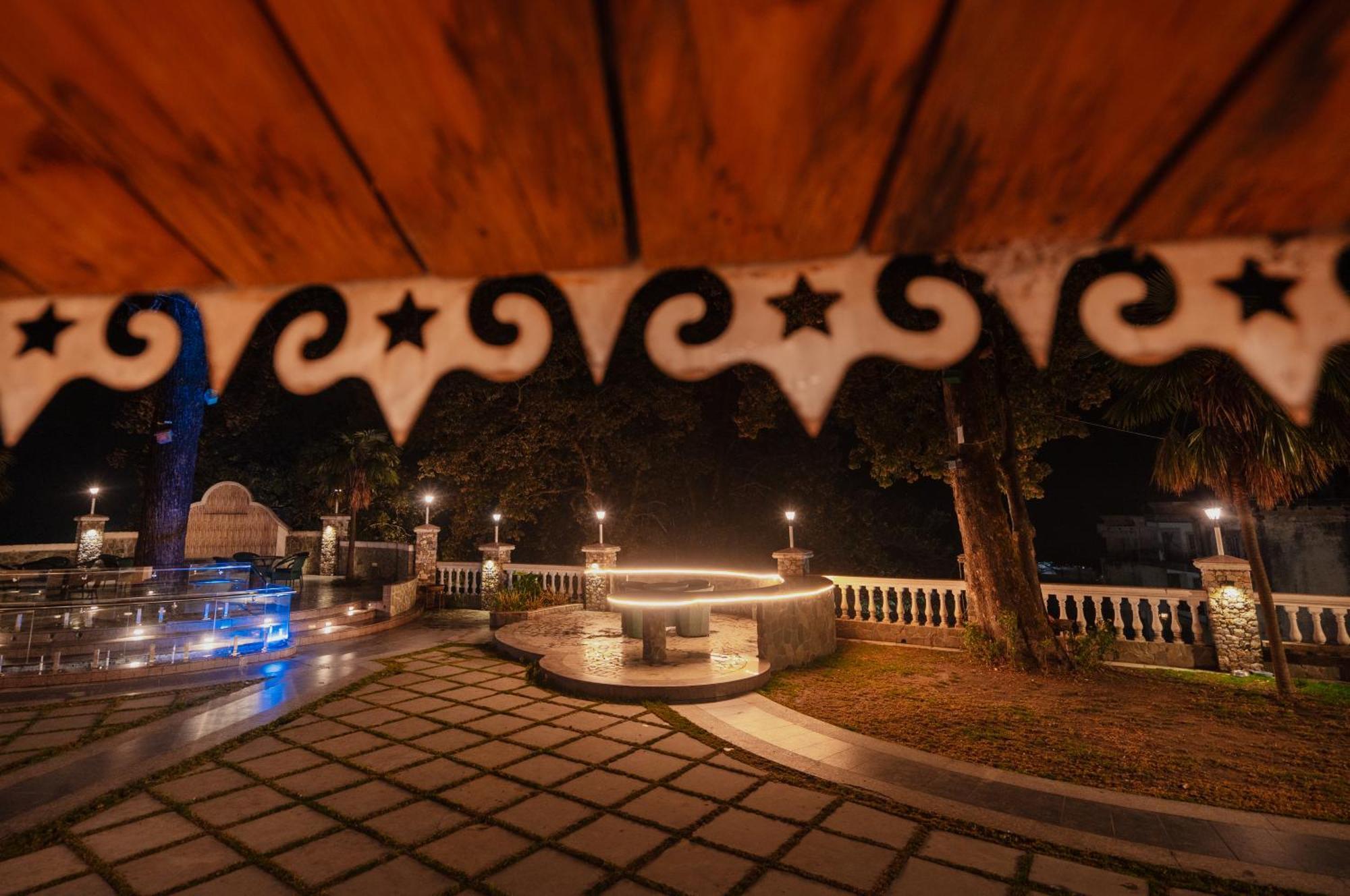 Bliss & Company By Hnh Hotel Mussoorie Bagian luar foto