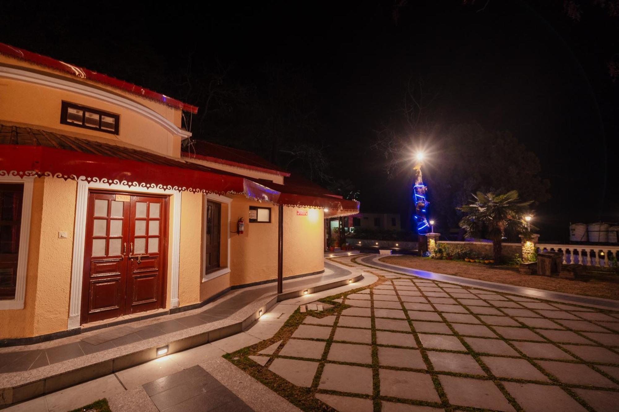 Bliss & Company By Hnh Hotel Mussoorie Bagian luar foto