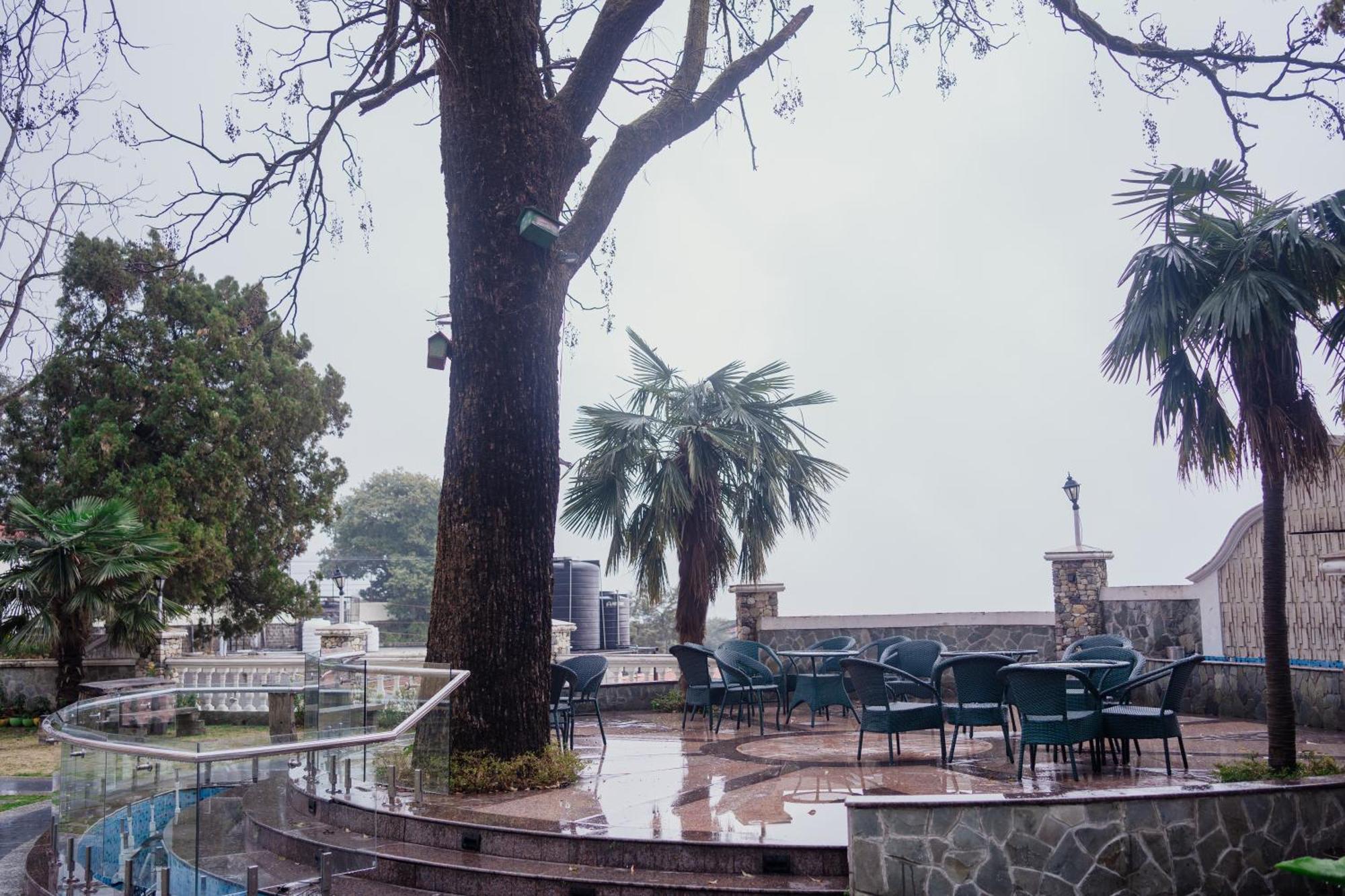 Bliss & Company By Hnh Hotel Mussoorie Bagian luar foto