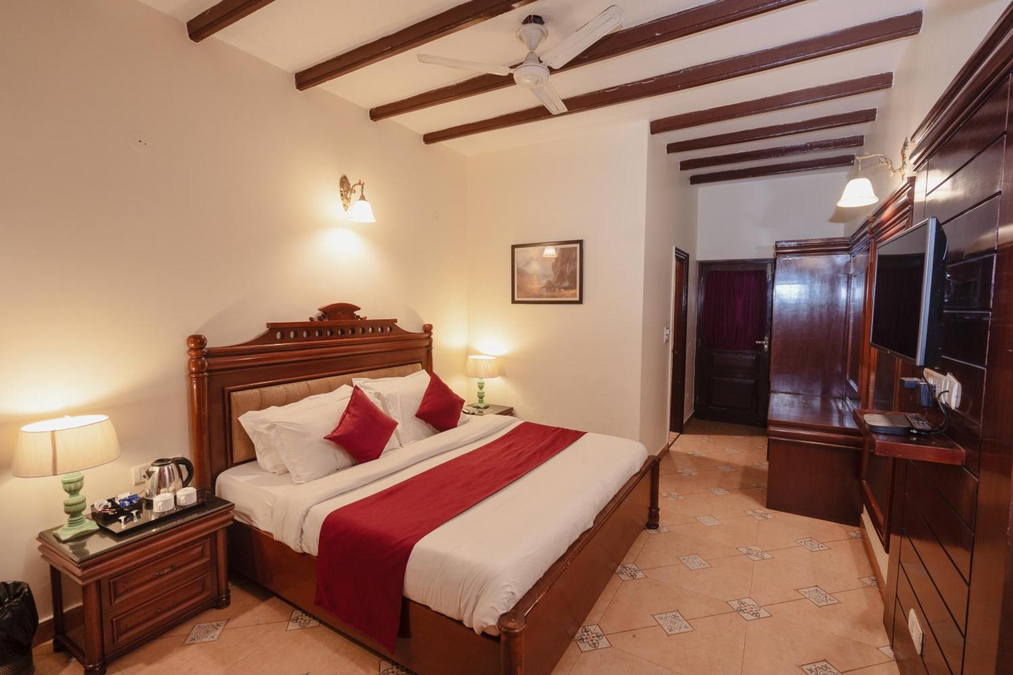 Bliss & Company By Hnh Hotel Mussoorie Bagian luar foto